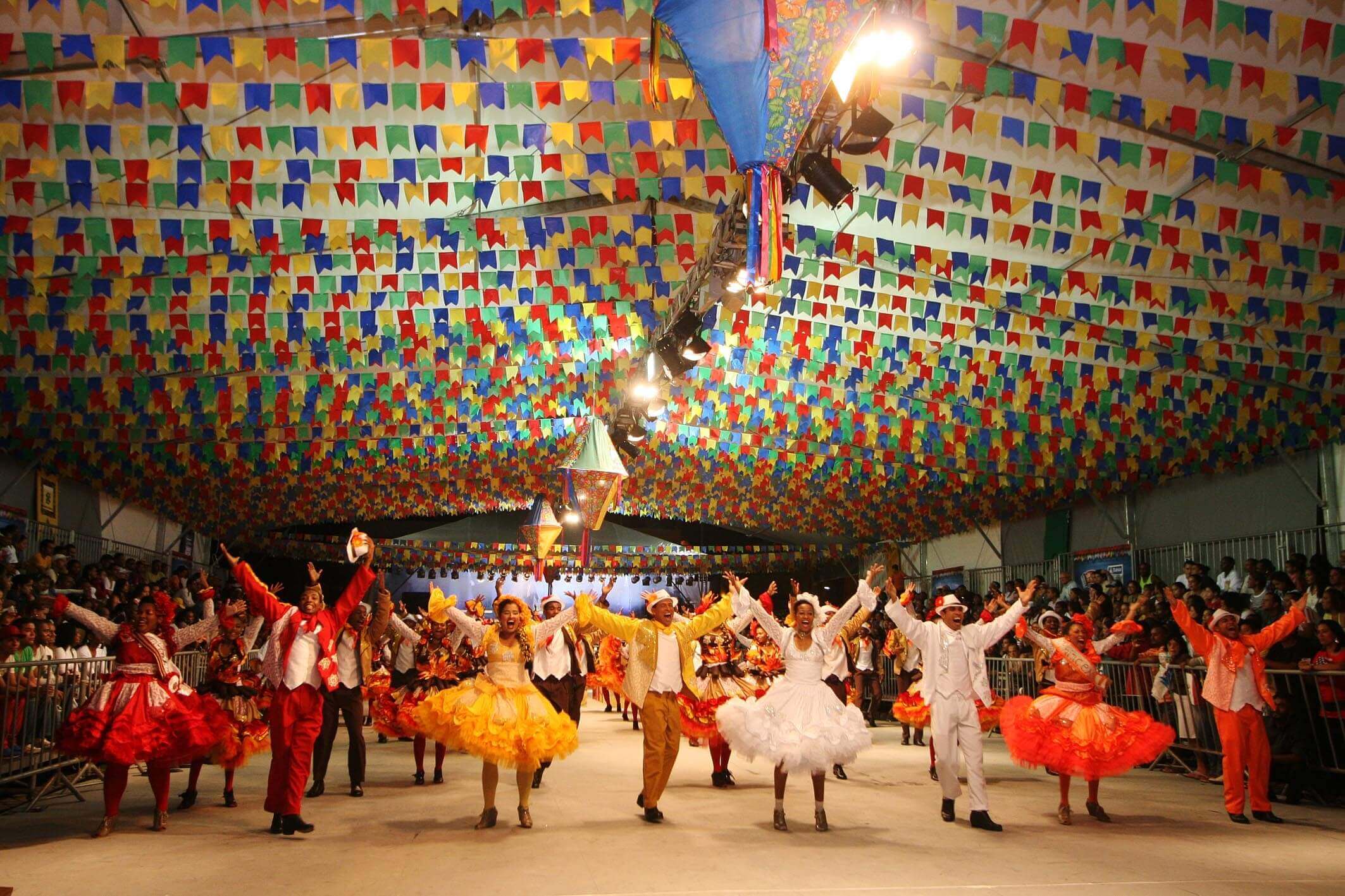 As cores da festa junina pelo Brasil
